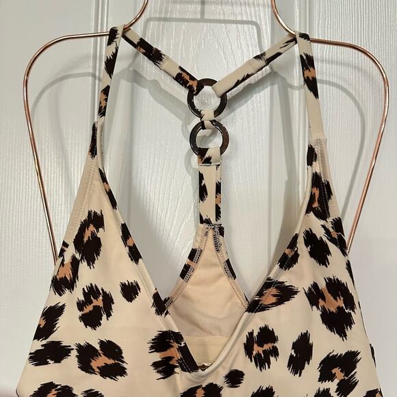 Kona Sol Leopard Print One Piece Swimsuit V-Neck Y-Back Rings Medium - Picture 3 of 13